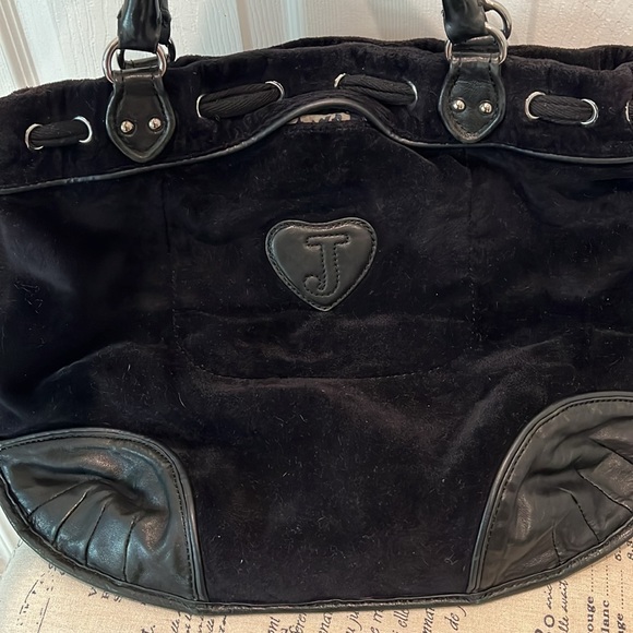 Velvet JUICY COUTURE Y2K shoulder bag with beautiful embroidery and wristlet - Picture 9 of 16